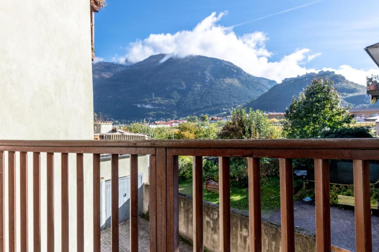 Casa Al Castello, Calliano Ospitar Exteriör bild